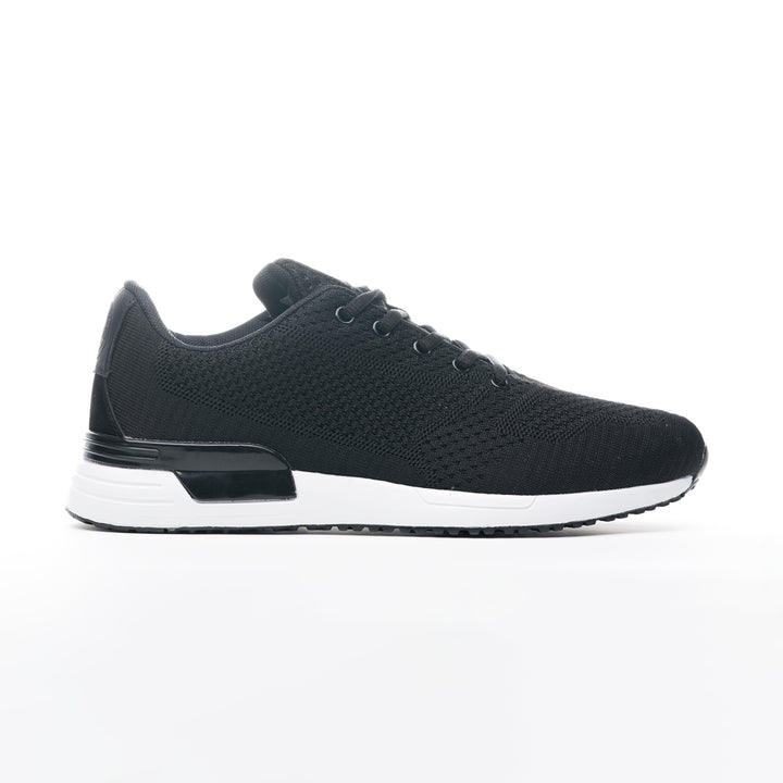 Luke M - 001 Black